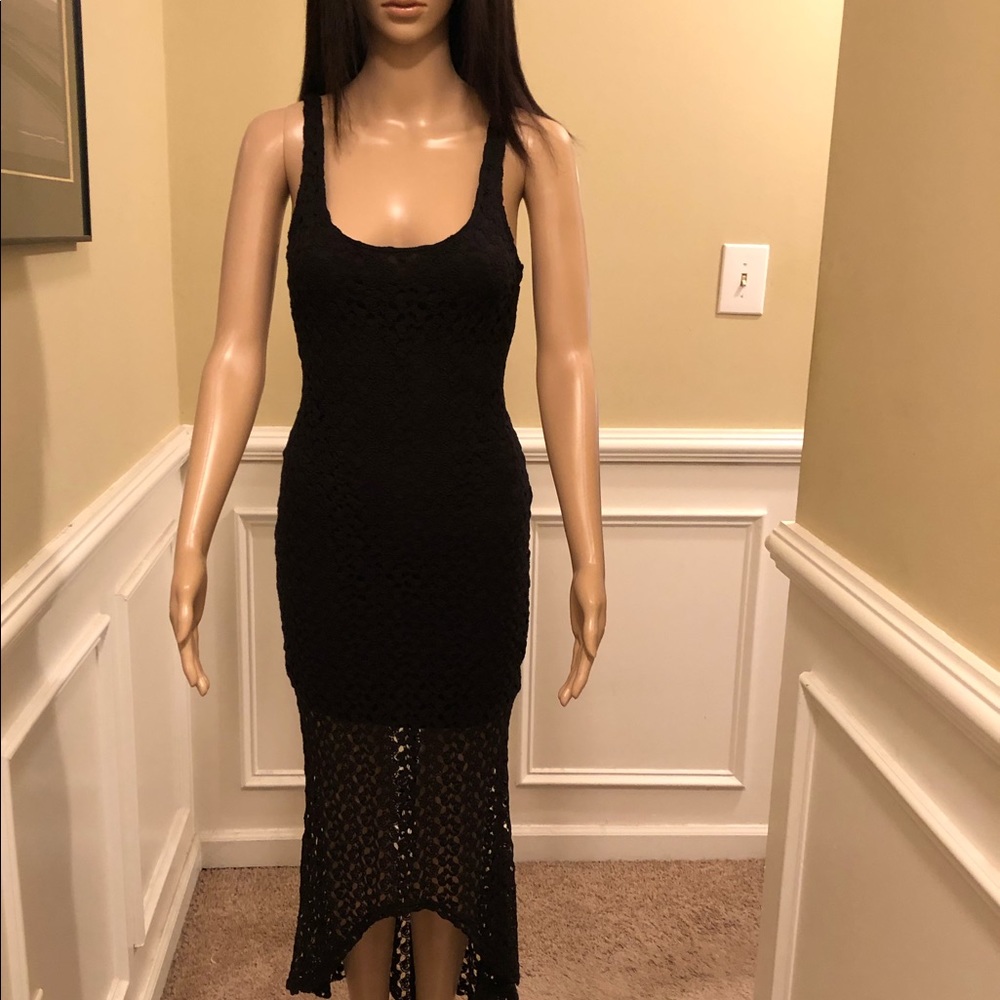 Bodycon stretch sweater net dress.